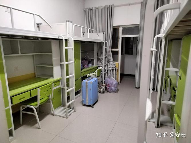 喀什大学有几个校区？各校区地址及住宿条件介绍